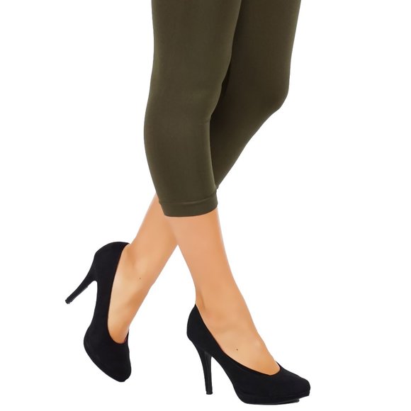 5StarsLine Soft, Capri Length Leggings - Picture 6 of 7